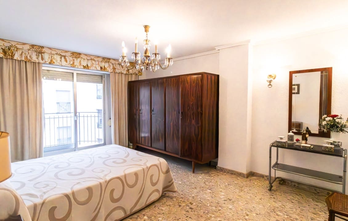 8 bedroom Apartment for sale in Elche / Elx - € 399,000 (Ref: 9687360)