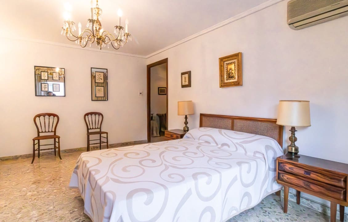 8 bedroom Apartment for sale in Elche / Elx - € 399,000 (Ref: 9687360)