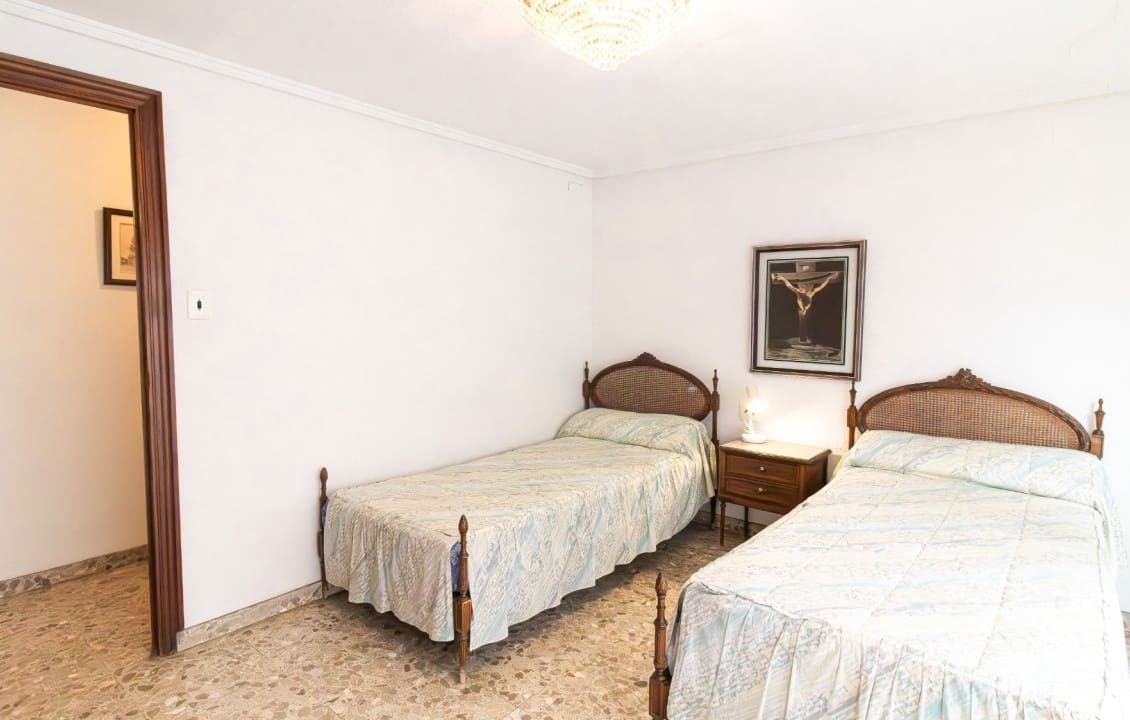 8 bedroom Apartment for sale in Elche / Elx - € 399,000 (Ref: 9687360)