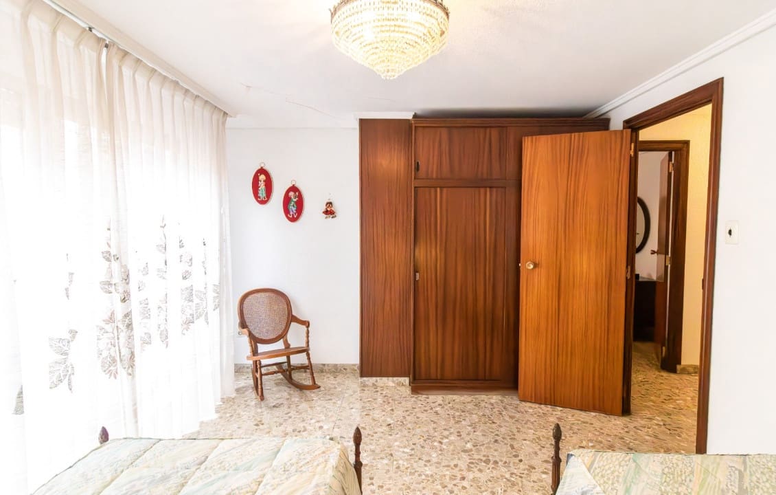 8 bedroom Apartment for sale in Elche / Elx - € 399,000 (Ref: 9687360)