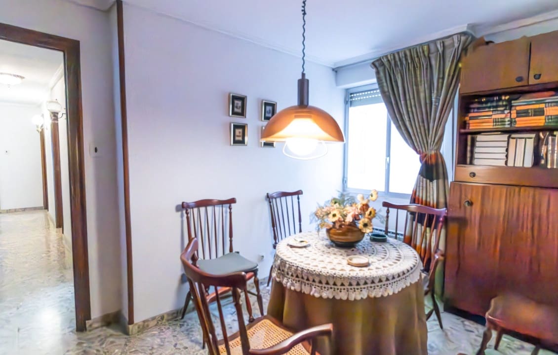 8 bedroom Apartment for sale in Elche / Elx - € 399,000 (Ref: 9687360)