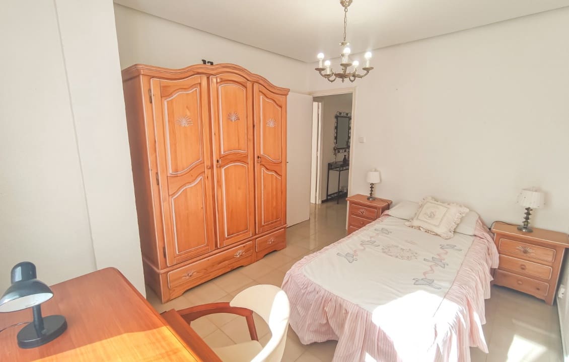3 bedroom Apartment for sale in Elche / Elx - € 143,000 (Ref: 9687520)