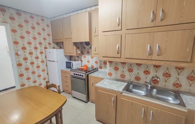 3 quarto Apartamento para venda em Altabix, Elche / Elx - 143 000 € (Ref: 9687520)