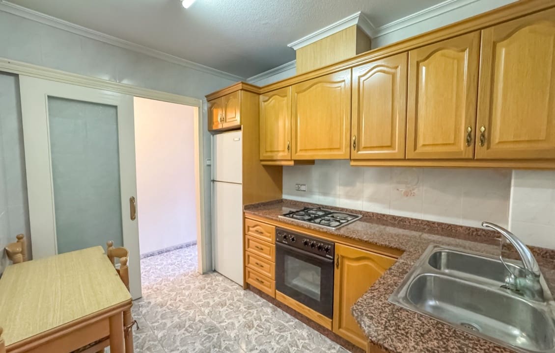 3 bedroom Apartment for sale in Elche / Elx - € 143,000 (Ref: 9687521)