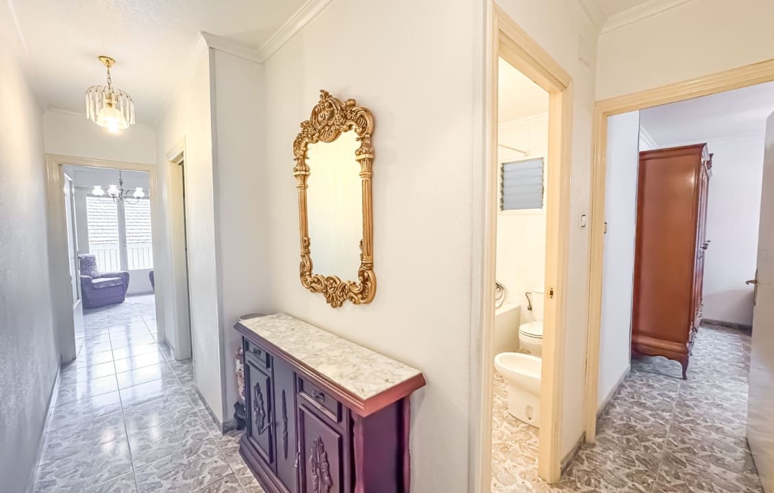 3 bedroom Apartment for sale in Elche / Elx - € 143,000 (Ref: 9687521)