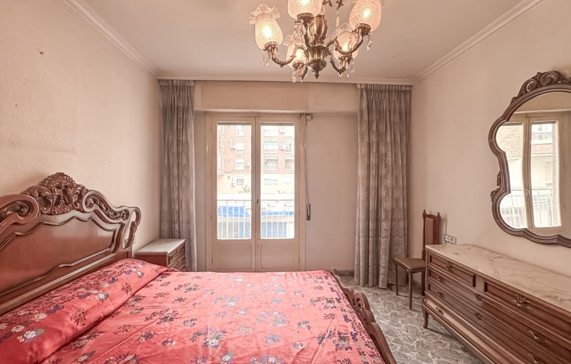 3 bedroom Apartment for sale in Elche / Elx - € 143,000 (Ref: 9687521)