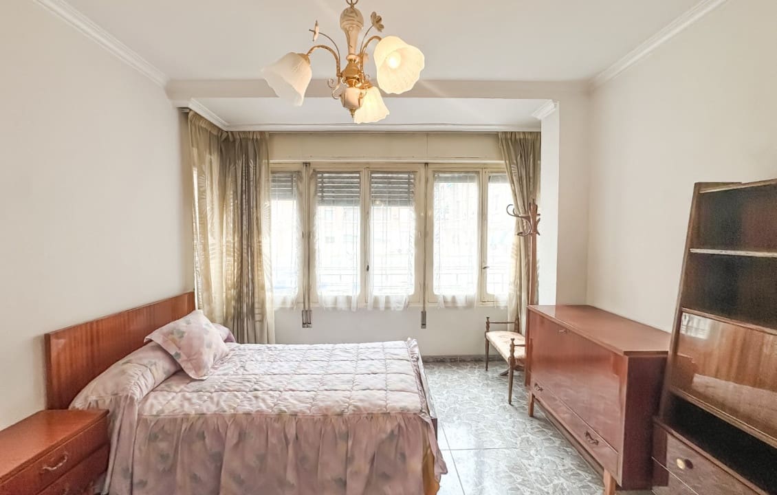 3 bedroom Apartment for sale in Elche / Elx - € 143,000 (Ref: 9687521)