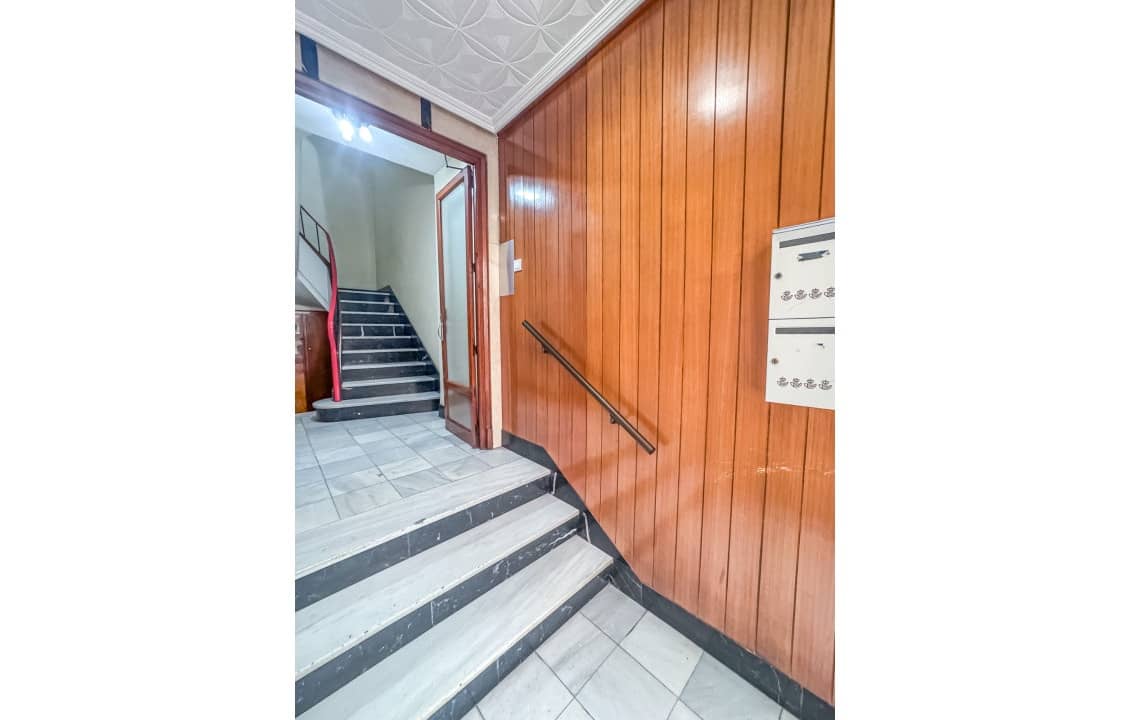 3 bedroom Apartment for sale in Elche / Elx - € 143,000 (Ref: 9687521)