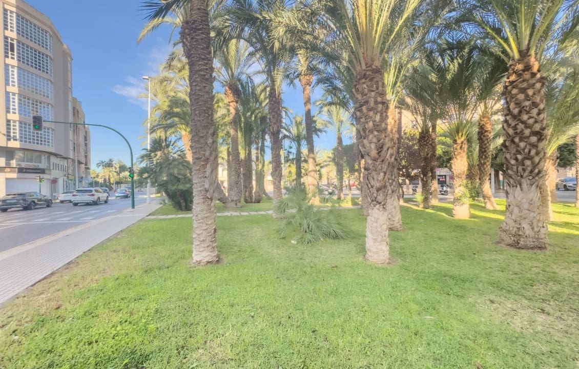 3 bedroom Apartment for sale in Elche / Elx - € 143,000 (Ref: 9687521)