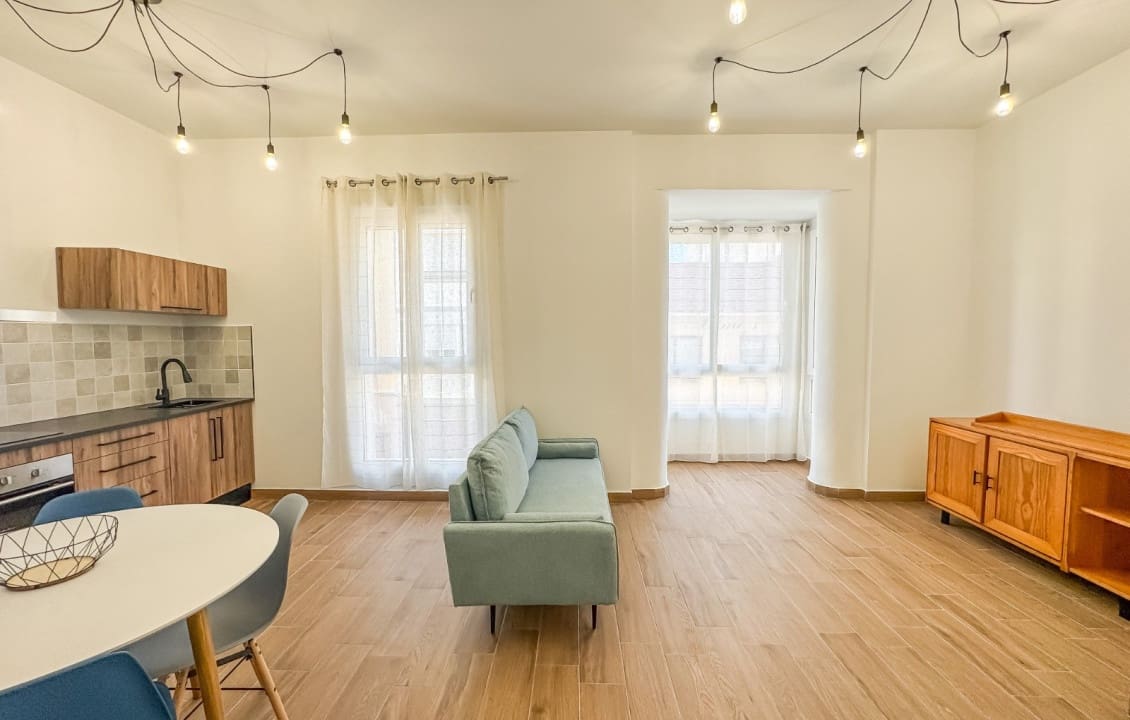 2 Zimmer Wohnung zu vermieten in Almoradi - 700 € (Ref: 9706018)