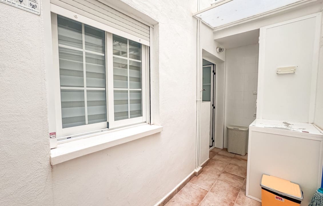 3 bedroom Apartment for holiday rental in Santa Pola with pool - € 700 (Ref: 9720463)