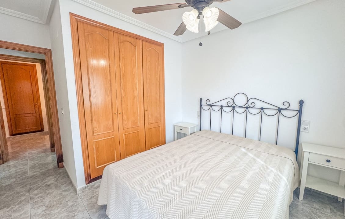 3 bedroom Apartment for holiday rental in Santa Pola with pool - € 700 (Ref: 9720463)