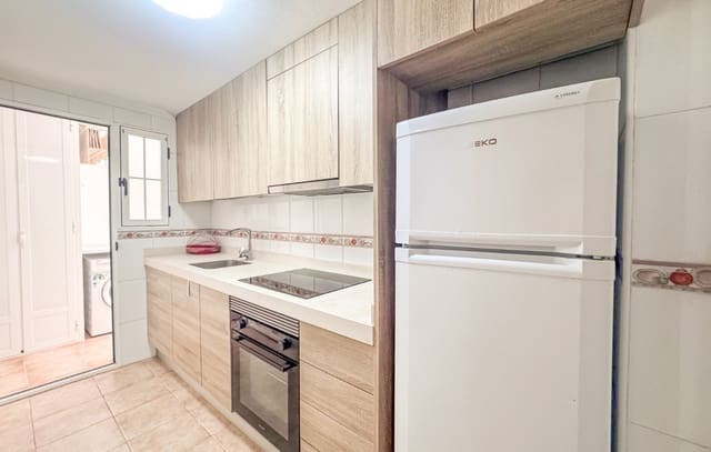 3 camera da letto Appartamento da affitare come casa vacanza in Calas Santiago Bernabéu, Santa Pola con piscina - 700 € (Rif: 9720463)