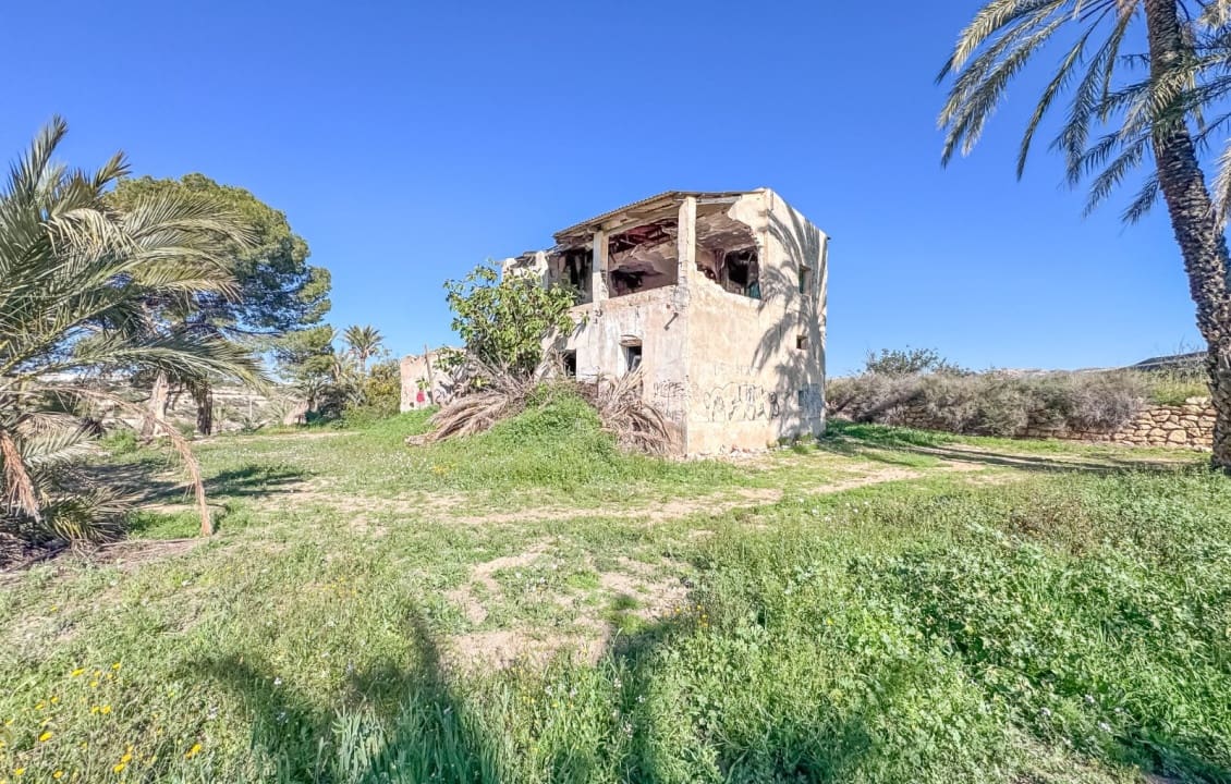 1 soveværelse Finca/Landehus til salg i Elche / Elx med swimmingpool - € 415.000 (Ref: 9750891)