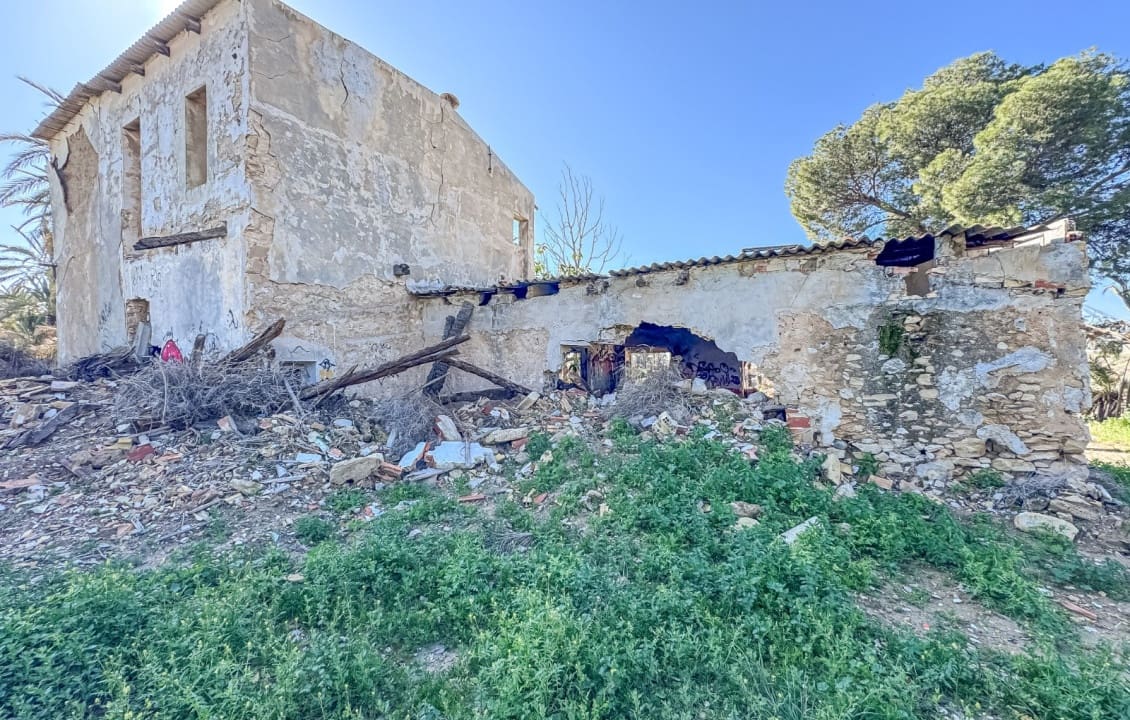 1 soveværelse Finca/Landehus til salg i Elche / Elx med swimmingpool - € 415.000 (Ref: 9750891)