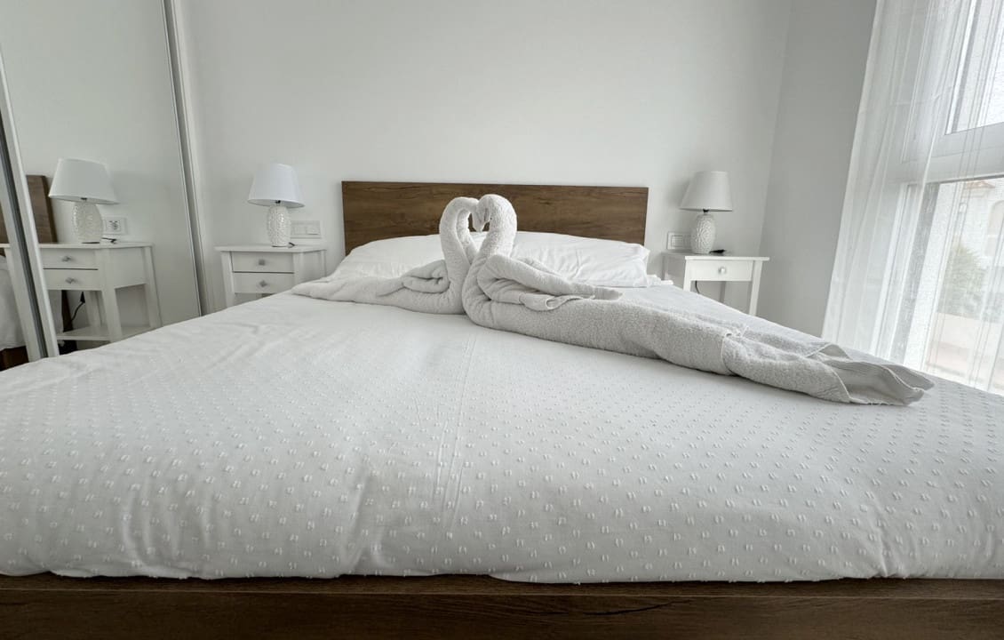 Apartamento de 2 habitaciones en Doña Pepa en venta con piscina - 299.950 € (Ref: 9806712)