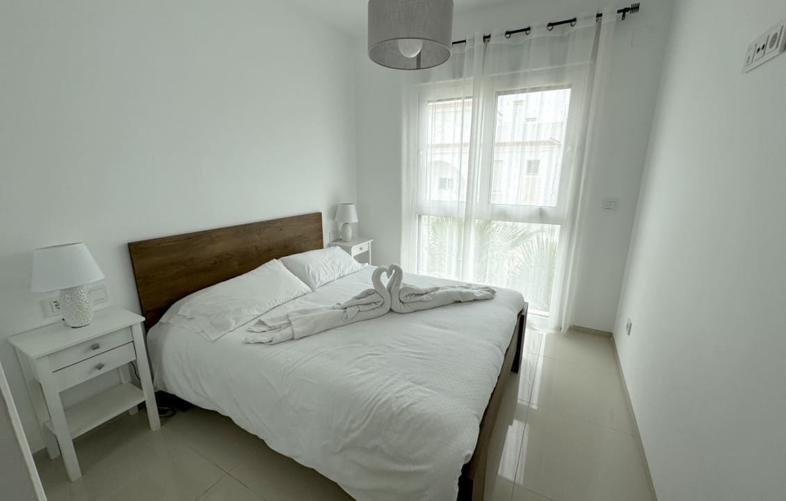 Apartamento de 2 habitaciones en Doña Pepa en venta con piscina - 299.950 € (Ref: 9806712)