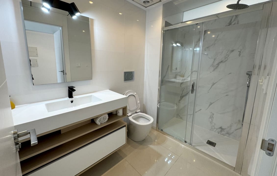 Apartamento de 2 habitaciones en Doña Pepa en venta con piscina - 299.950 € (Ref: 9806712)