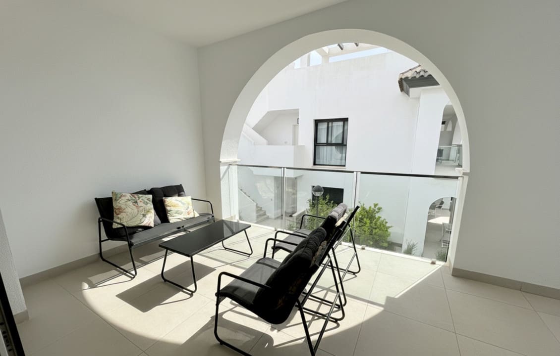 Apartamento de 2 habitaciones en Doña Pepa en venta con piscina - 299.950 € (Ref: 9806712)