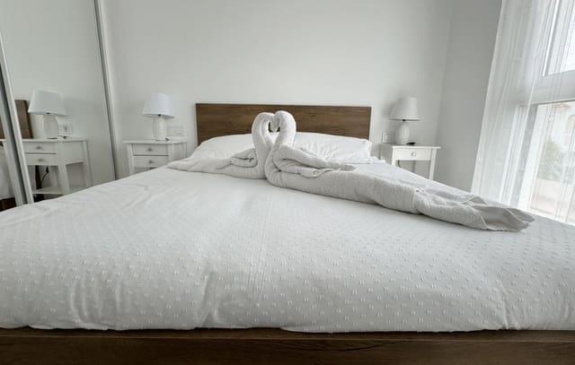 Apartamento de 2 habitaciones en Doña Pepa, Rojales en venta con piscina - 299.950 € (Ref: 9806712)