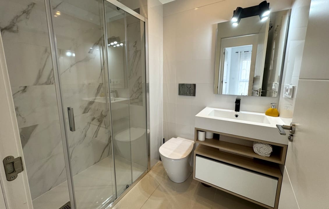 Apartamento de 2 habitaciones en Doña Pepa en venta con piscina - 299.950 € (Ref: 9806712)