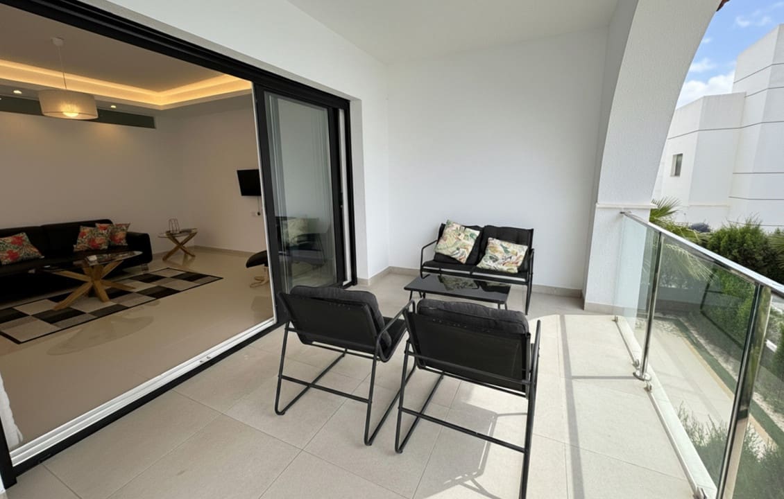 Apartamento de 2 habitaciones en Doña Pepa en venta con piscina - 299.950 € (Ref: 9806712)