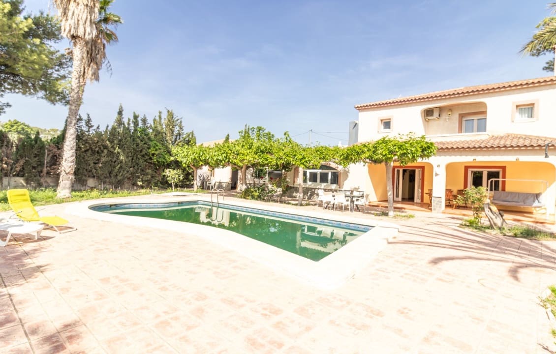 5 soveværelse Villa til salg i Elche / Elx med swimmingpool garage - € 595.000 (Ref: 9813585)