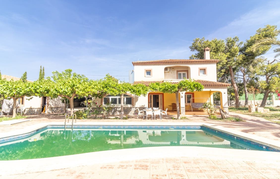 5 soveværelse Villa til salg i Elche / Elx med swimmingpool garage - € 595.000 (Ref: 9813585)