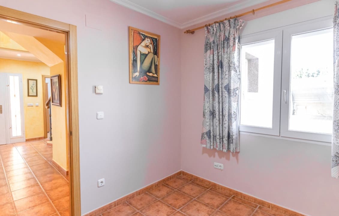 5 soveværelse Villa til salg i Elche / Elx med swimmingpool garage - € 595.000 (Ref: 9813585)