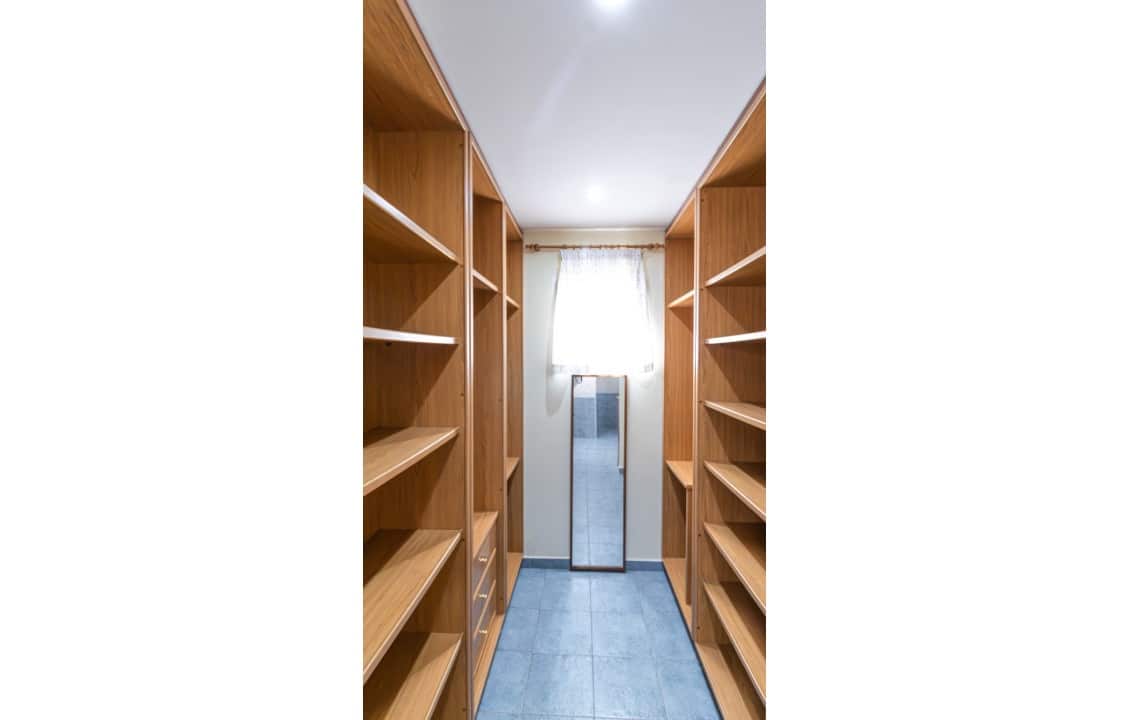 5 soveværelse Villa til salg i Elche / Elx med swimmingpool garage - € 595.000 (Ref: 9813585)