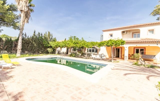 5 soveværelse Villa til salg i Jubalcoy / Jubalcoi, Elche / Elx med swimmingpool garage - € 595.000 (Ref: 9813585)