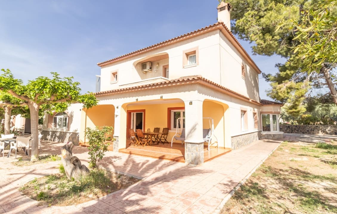 5 soveværelse Villa til salg i Elche / Elx med swimmingpool garage - € 595.000 (Ref: 9813585)