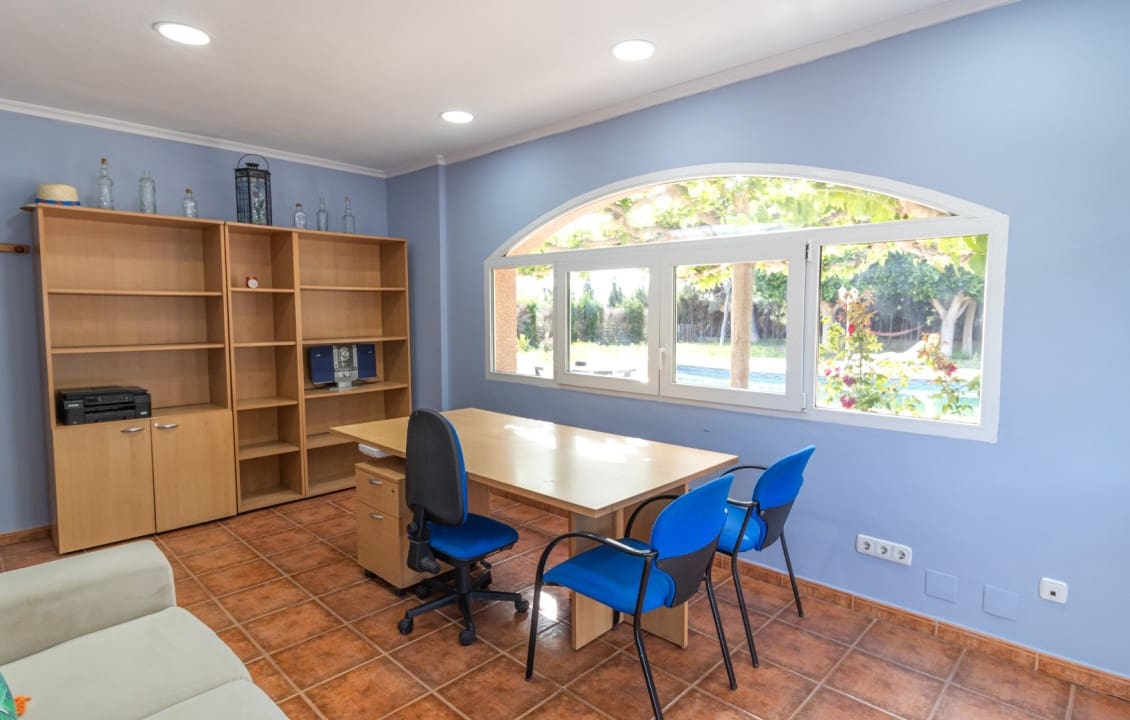 5 soveværelse Villa til salg i Elche / Elx med swimmingpool garage - € 595.000 (Ref: 9813585)