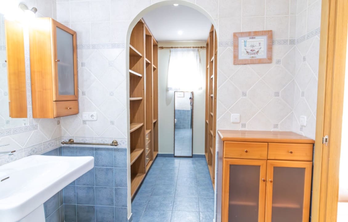5 soveværelse Villa til salg i Elche / Elx med swimmingpool garage - € 595.000 (Ref: 9813585)