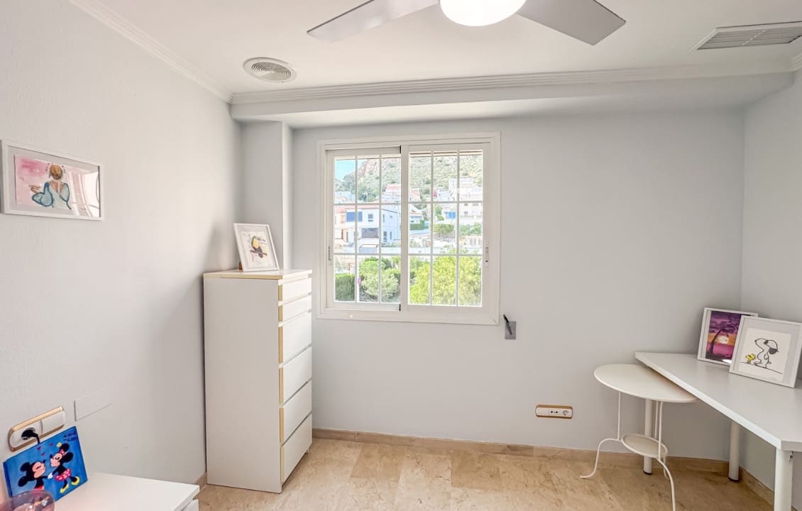 4 bedroom Apartment for holiday rental in Santa Pola with pool - € 1,300 (Ref: 9816073)