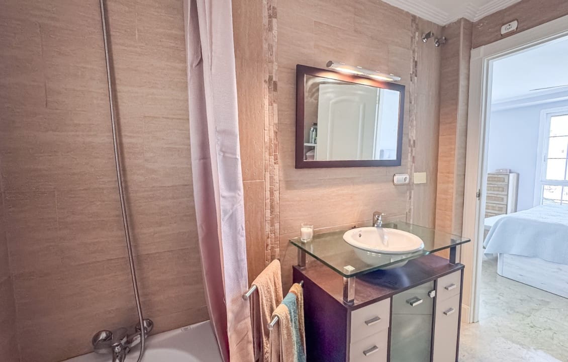 4 bedroom Apartment for holiday rental in Santa Pola with pool - € 1,300 (Ref: 9816073)