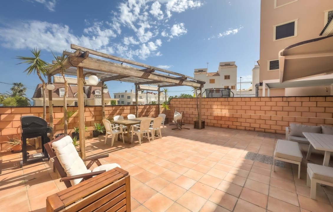 4 bedroom Apartment for holiday rental in Santa Pola with pool - € 1,300 (Ref: 9816073)