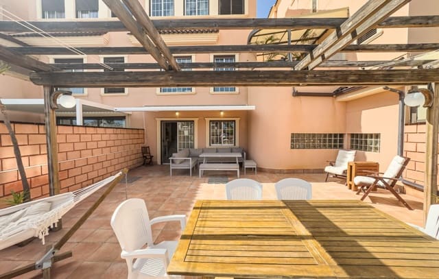 4 makuuhuone Huoneisto lomavuokrausta paikassa Calas Santa Pola Este, Santa Pola mukana uima-altaan - 1 300 € (Ref: 9816073)
