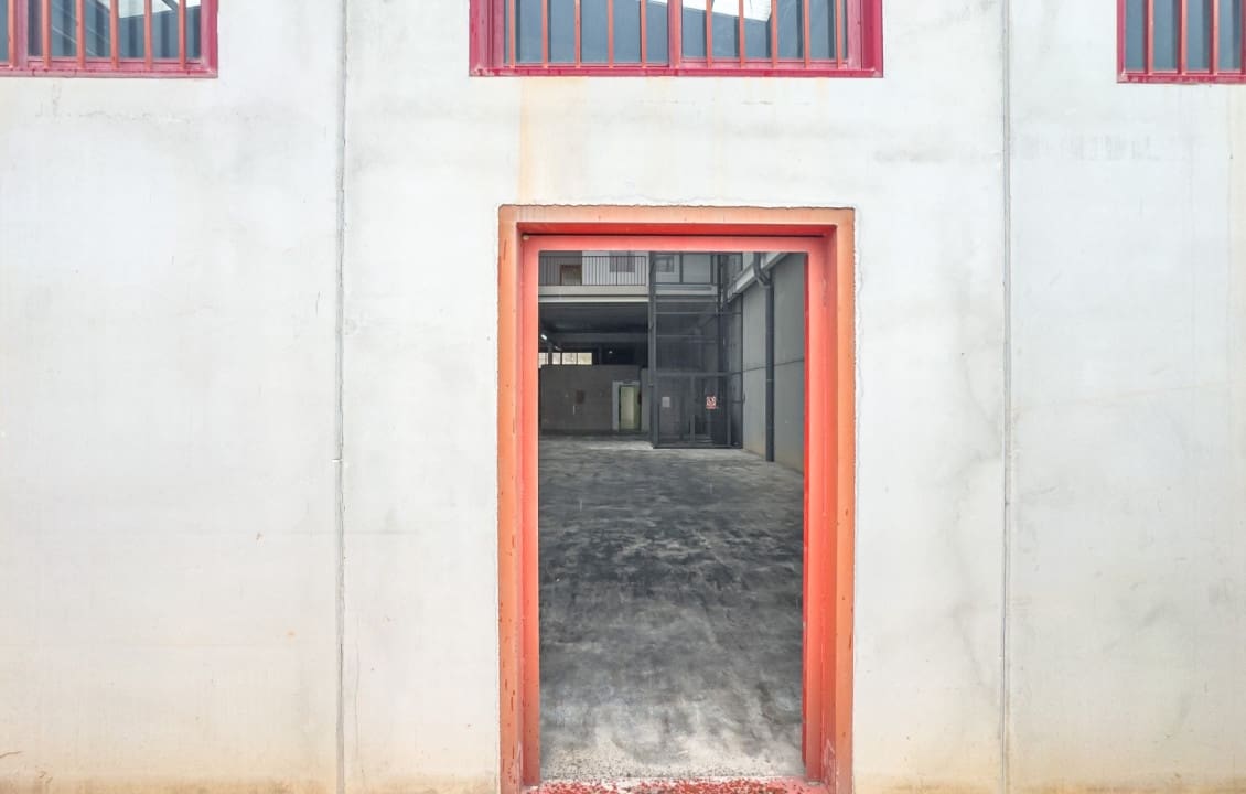 5 bedroom Commercial for rent in Torrellano - € 2,200 (Ref: 9830107)