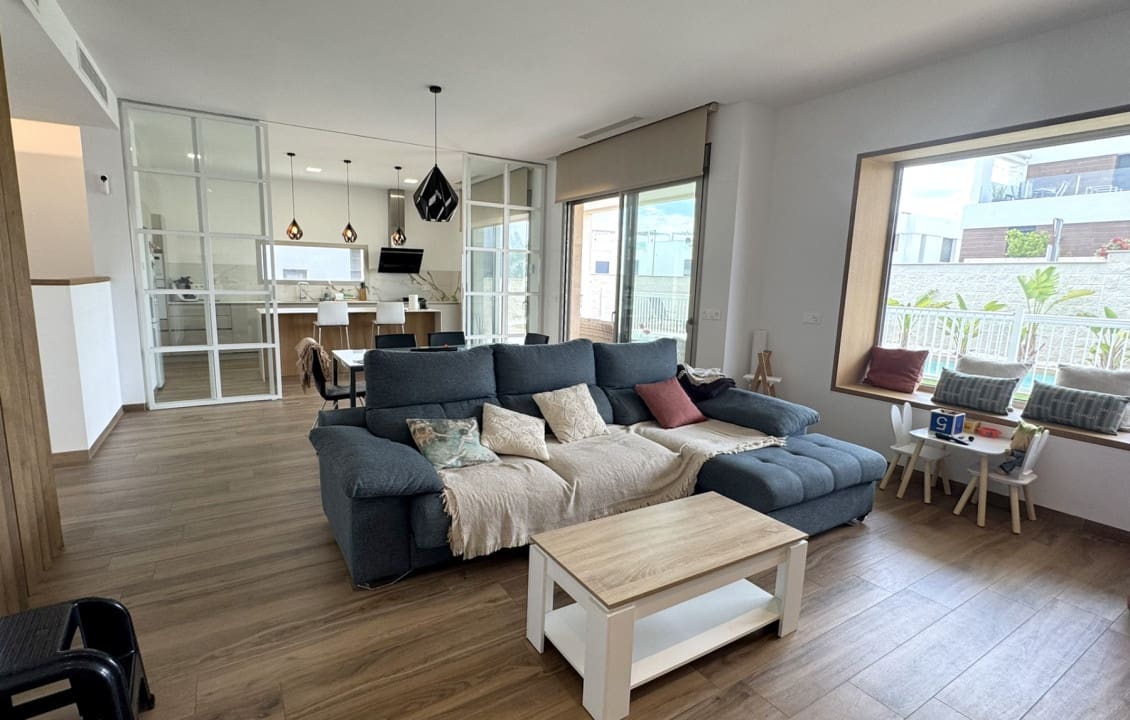 3 bedroom Villa for holiday rental in Benijofar with pool garage - € 2,150 (Ref: 9830441)