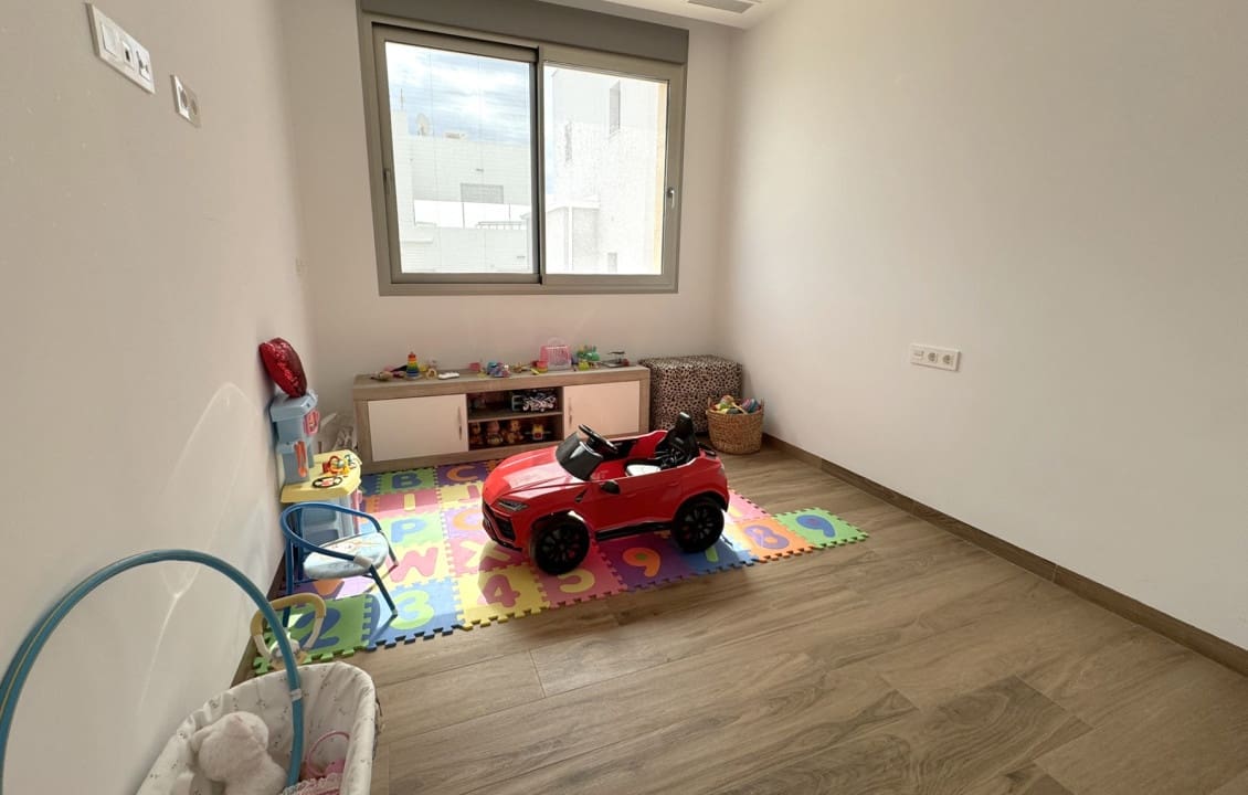 3 bedroom Villa for holiday rental in Benijofar with pool garage - € 2,150 (Ref: 9830441)