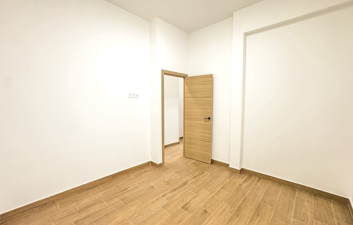 Piso de 2 habitaciones en Almoradí en alquiler - 675 € (Ref: 9835062)
