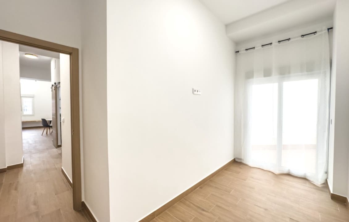 Piso de 2 habitaciones en Almoradí en alquiler - 675 € (Ref: 9835062)