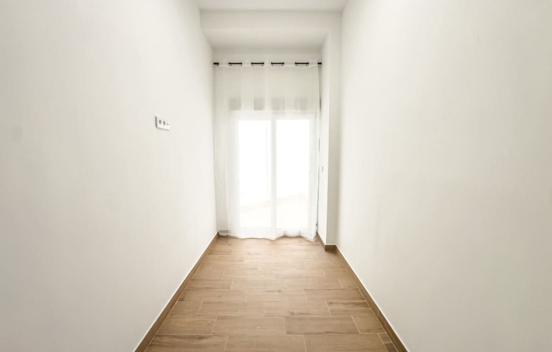 Piso de 2 habitaciones en Almoradí en alquiler - 675 € (Ref: 9835062)