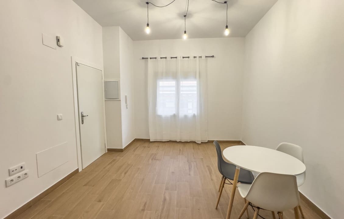 1 bedroom Flat for rent in Almoradi - € 550 (Ref: 9835063)