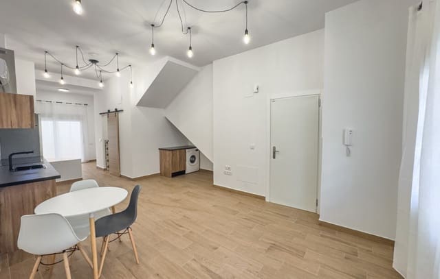 Piso de 1 habitación en Almoradí en alquiler - 550 € (Ref: 9835063)