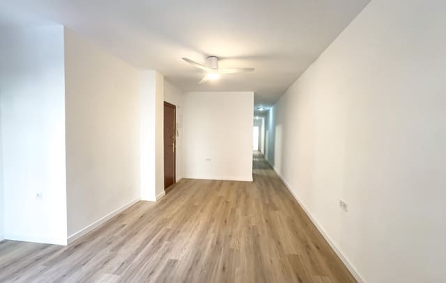 3 Zimmer Wohnung zu vermieten in Benalúa, Alicante / Alacant Stadt mit Garage - 1.250 € (Ref: 9843969)