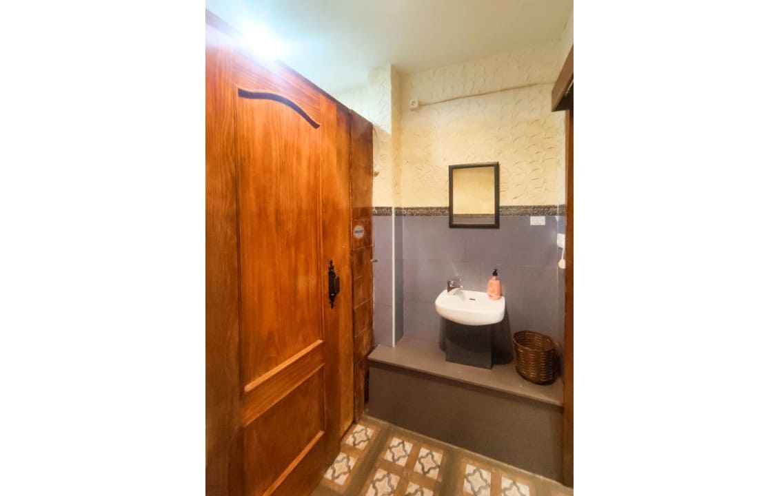 2 bedroom Commercial for rent in Elche / Elx - € 300 (Ref: 9891224)