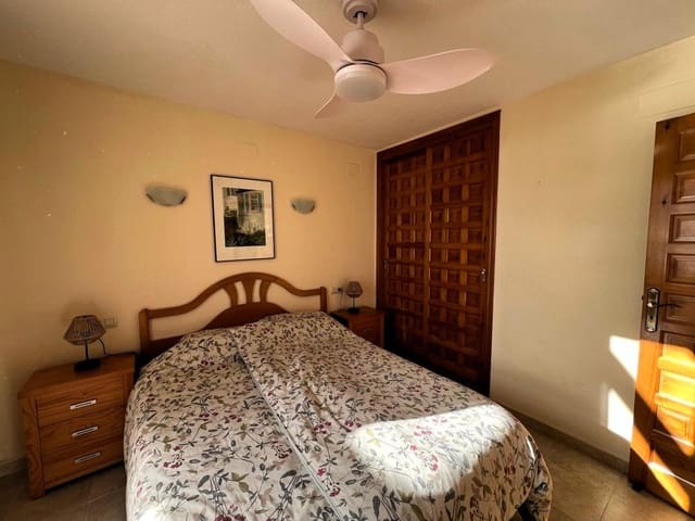 4 slaapkamer Appartement te huur in Benitachell / Benitatxell met zwembad - € 900 (Ref: 10044846)