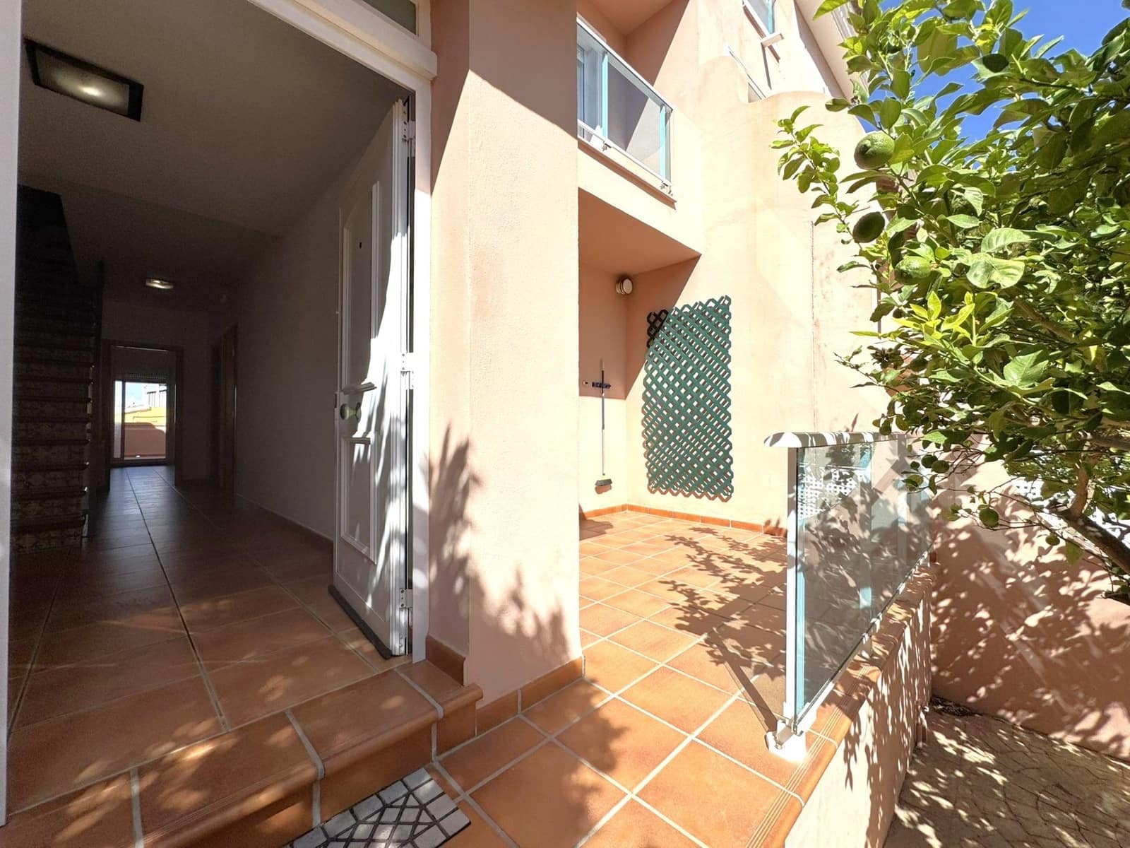 5 quarto Moradia em Banda para venda em Denia com garagem - 490 000 € (Ref: 10086184)